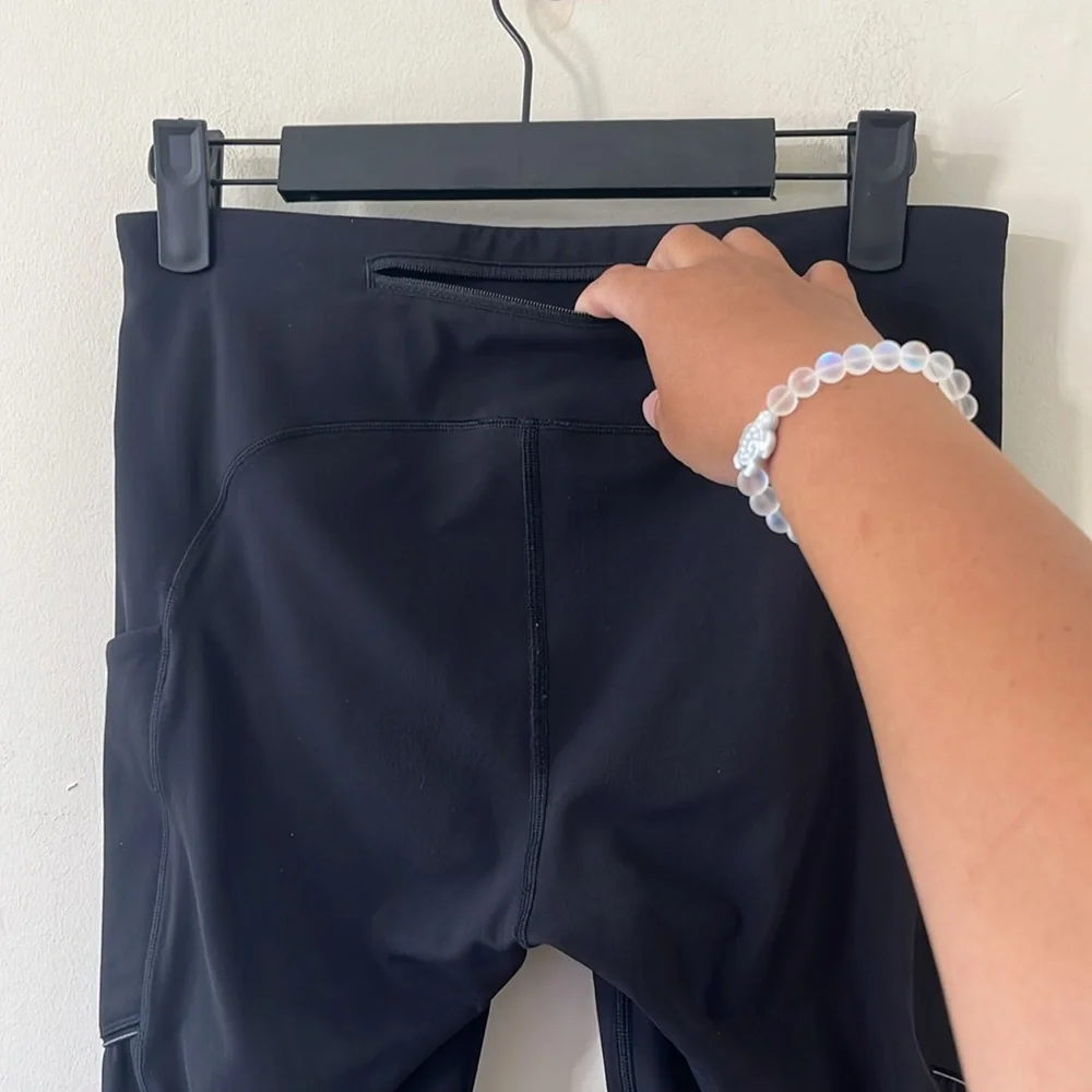 Lululemon Speed Up Tight Full On Luxtreme 28” Black Size 6 - Picture 10 of 11